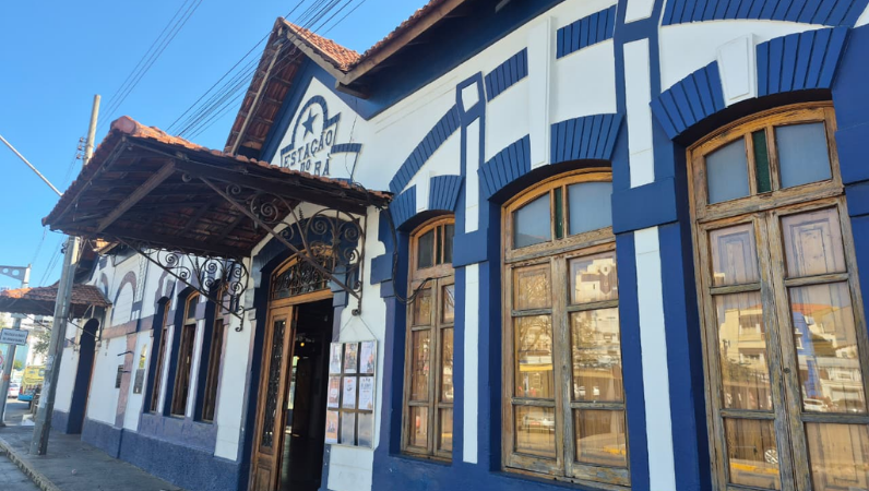 Projeto Estação Afro abre temporada 2026 com espetáculo que une artes plásticas, dança e música
